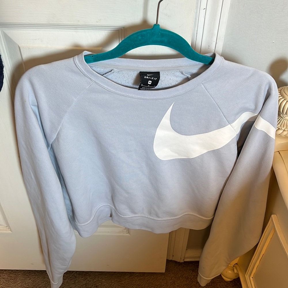 nike sweatshirt